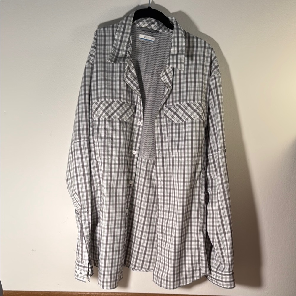 Columbia Men’s Omni Shade Plaid Button Down